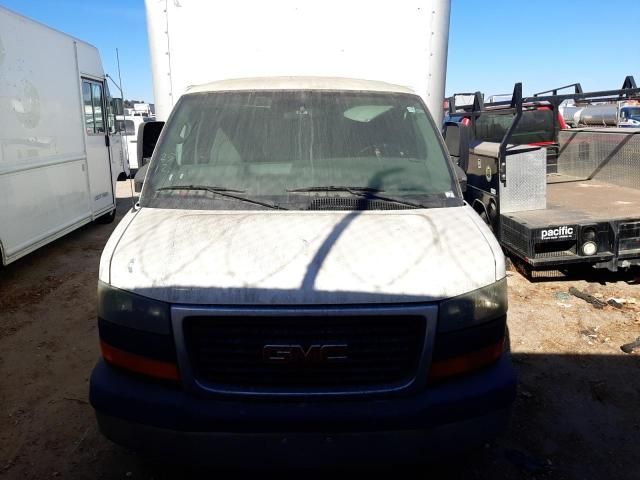 2006 GMC Savana Cutaway G3500