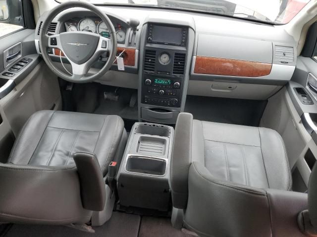 2008 Chrysler Town & Country Touring