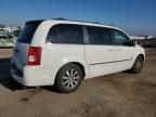 2009 Chrysler Town & Country Touring