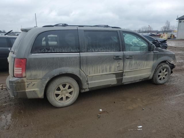 2010 Chrysler Town & Country Touring