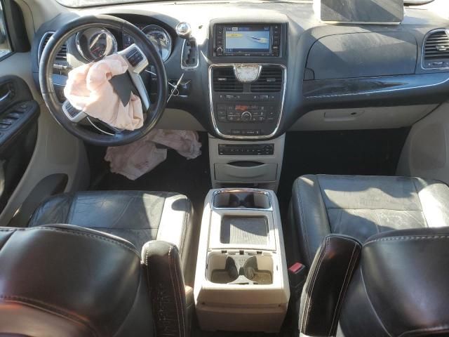 2011 Chrysler Town & Country Limited