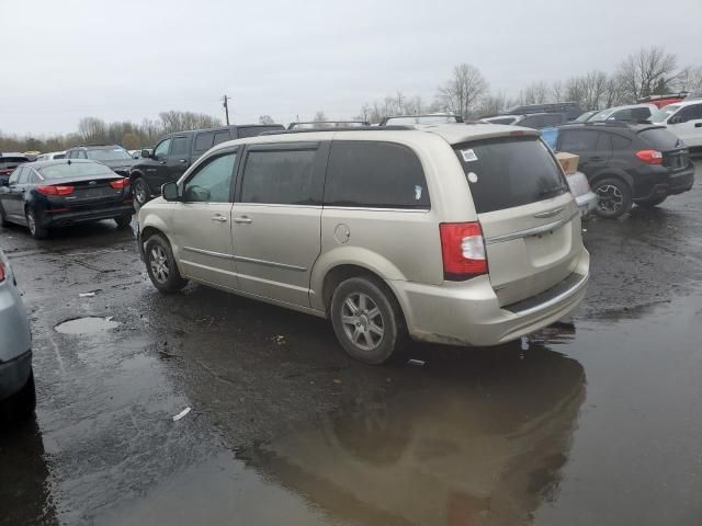 2012 Chrysler Town & Country Touring