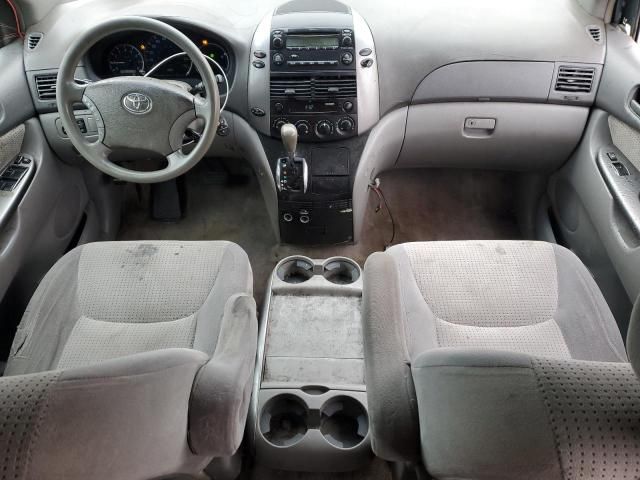 2006 Toyota Sienna CE