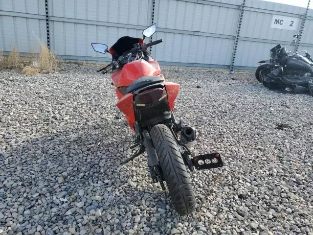 2009 Kawasaki EX250 J