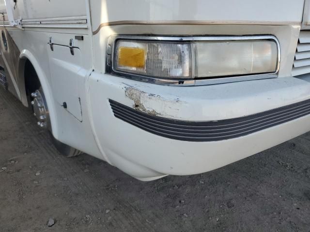 1998 Freightliner Chassis X Line Motor Home