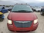 2005 Chrysler Town & Country Limited