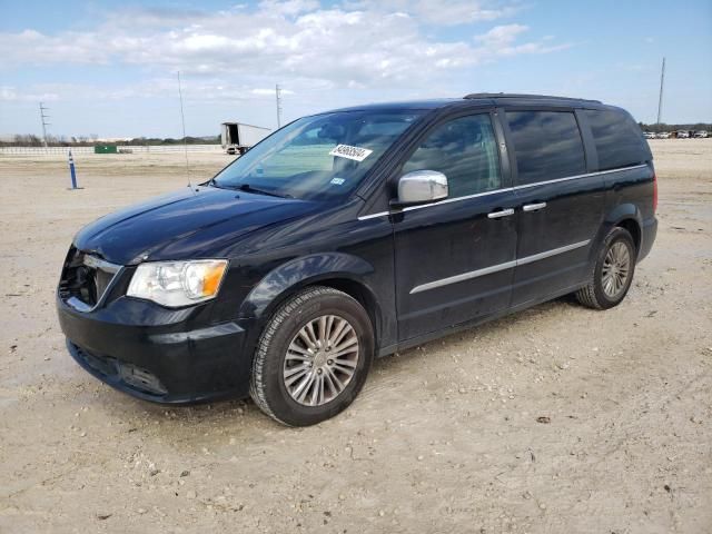 2016 Chrysler Town & Country Touring L