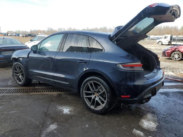 2023 Porsche Macan Base