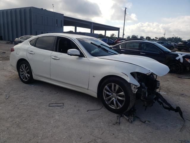 2015 Infiniti Q70 3.7