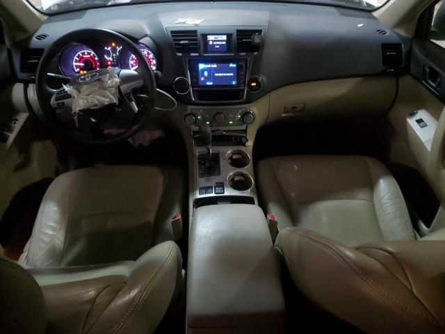 2013 Toyota Highlander Base