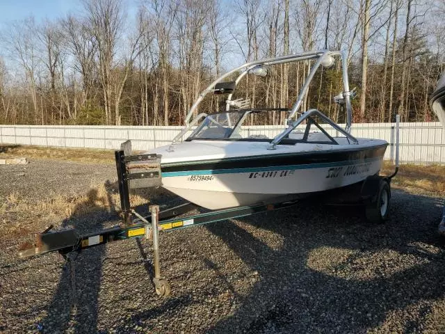 1995 Nauticstar Boat