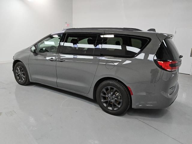 2022 Chrysler Pacifica Touring