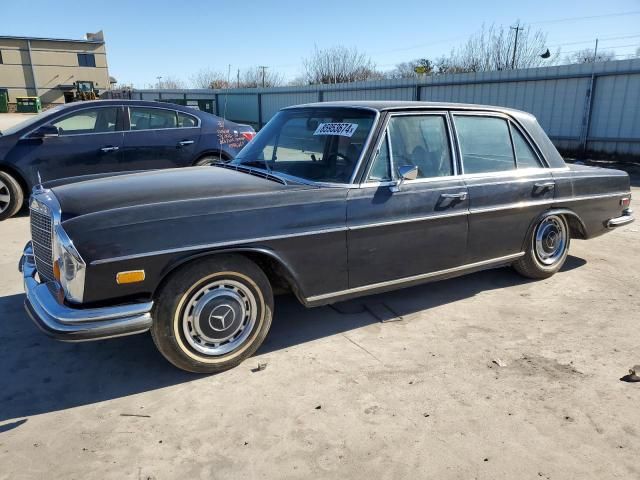 1971 Mercedes-Benz 280