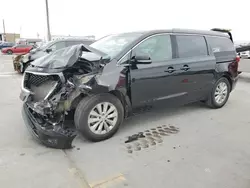 KIA Vehiculos salvage en venta: 2016 KIA Sedona EX