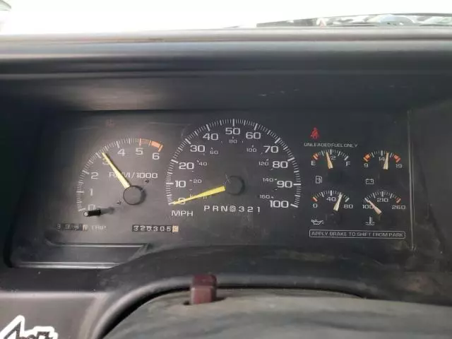 1996 Chevrolet Suburban C1500