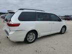 2016 Toyota Sienna XLE