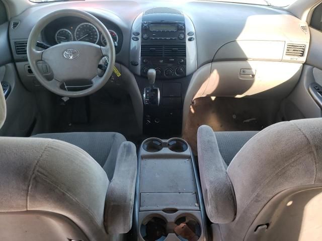 2006 Toyota Sienna CE