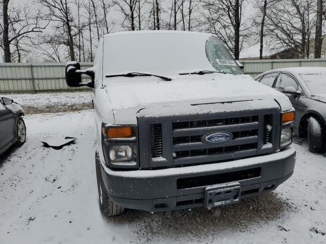 2014 Ford Econoline E350 Super Duty Van