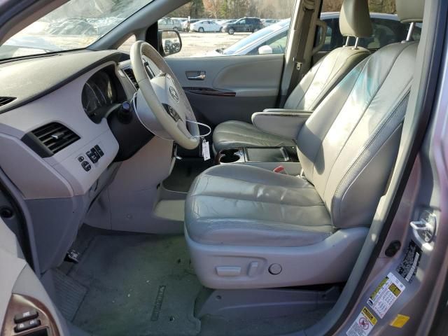 2012 Toyota Sienna XLE