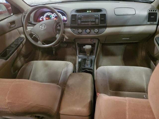 2005 Toyota Camry LE