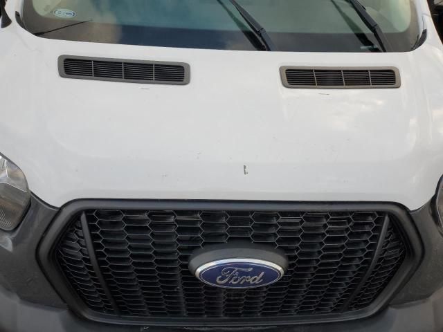 2022 Ford Transit T-250