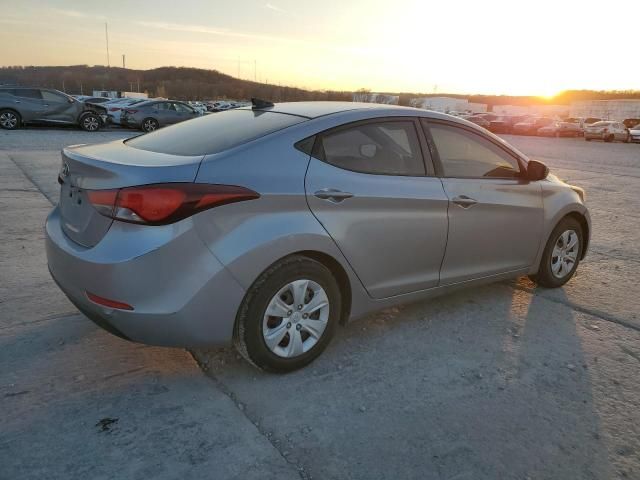 2016 Hyundai Elantra SE