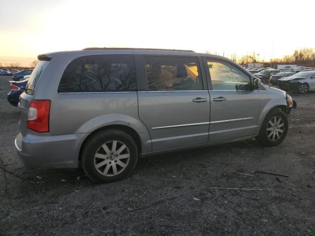 2016 Chrysler Town & Country Touring