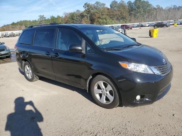 2012 Toyota Sienna XLE