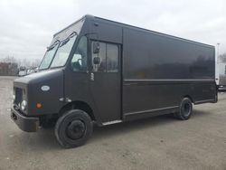 Vehiculos salvage en venta de Copart Columbus, OH: 2009 Freightliner Chassis M Line WALK-IN Van