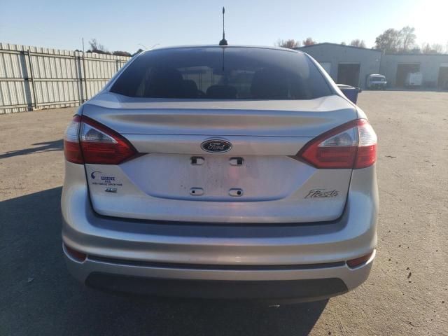 2014 Ford Fiesta SE