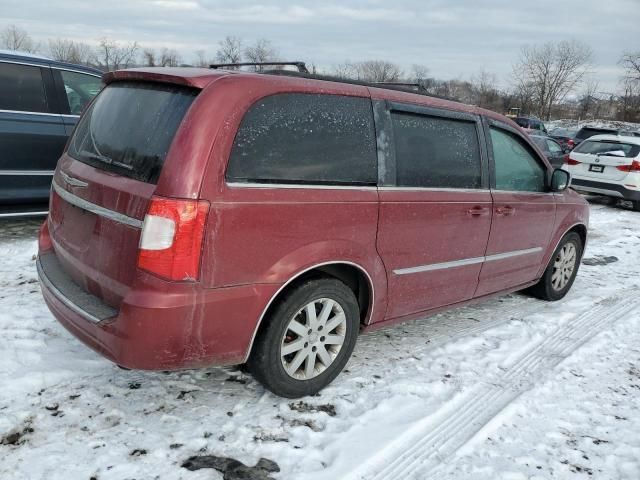 2011 Chrysler Town & Country Touring L