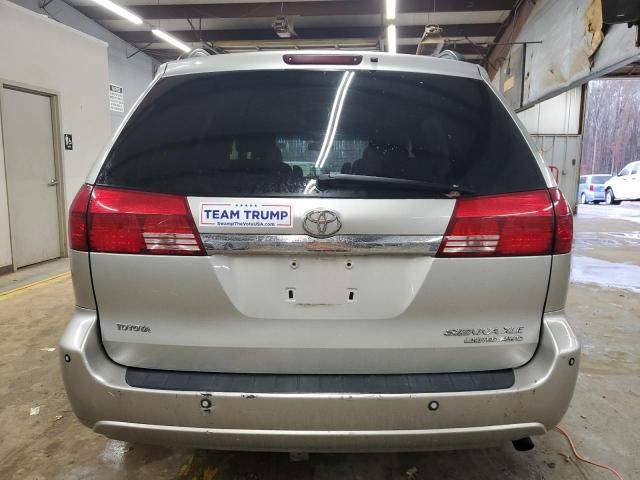 2004 Toyota Sienna XLE