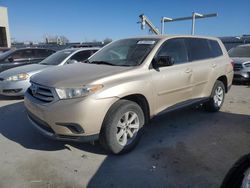 Salvage SUVs for sale at auction: 2013 Toyota Highlander Base