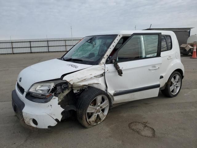 2011 KIA Soul +