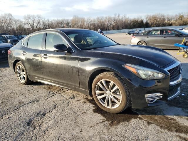 2015 Infiniti Q70 3.7