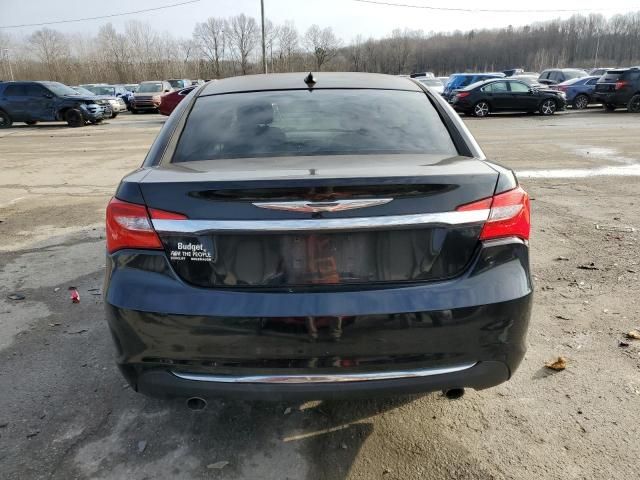 2013 Chrysler 200 Limited