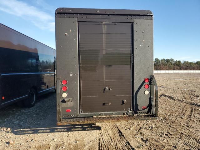 2009 Freightliner Chassis M Line WALK-IN Van