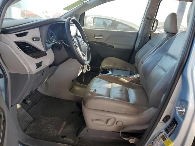 2015 Toyota Sienna XLE