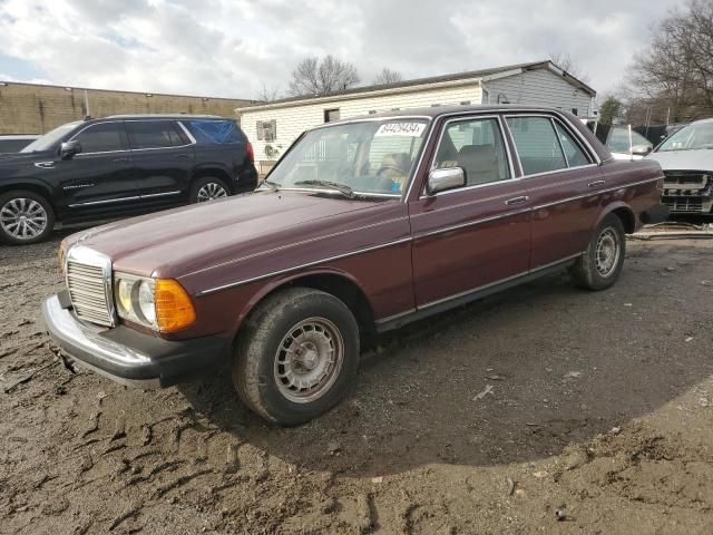 1985 Mercedes-Benz 300 DT