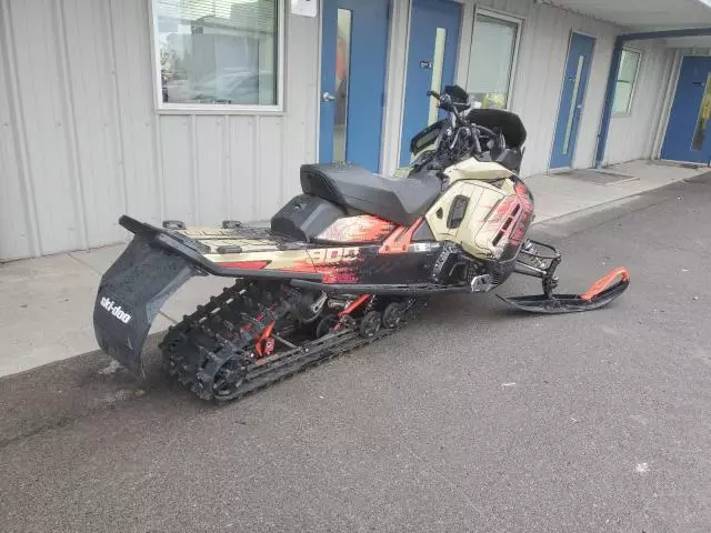 2021 Skidoo Renegade