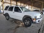 2000 Nissan Pathfinder LE