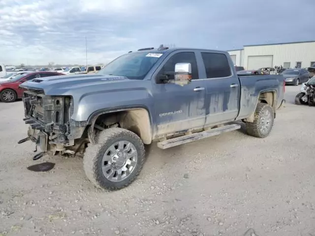 2016 GMC Sierra K2500 Denali