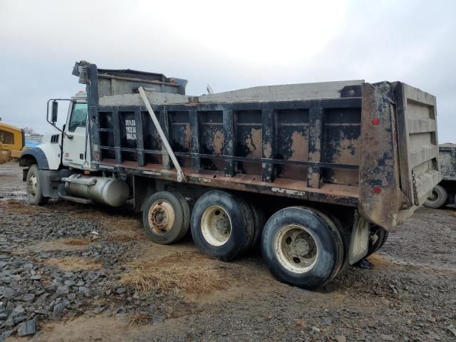 2007 Mack 700 CTP700