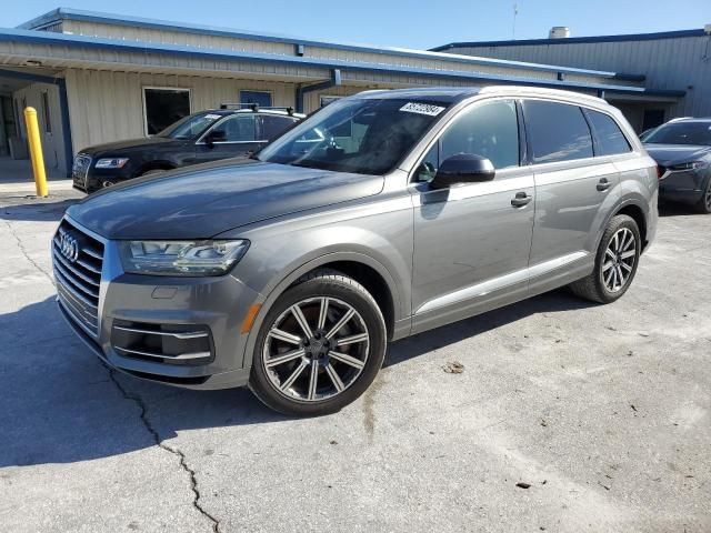 2017 Audi Q7 Premium Plus