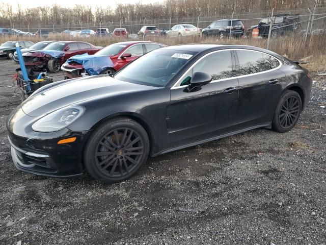 2018 Porsche Panamera 4S