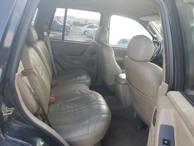 2004 Jeep Grand Cherokee Laredo