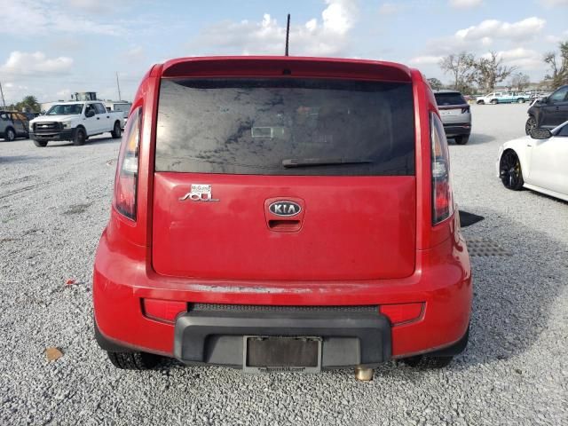 2011 KIA Soul +