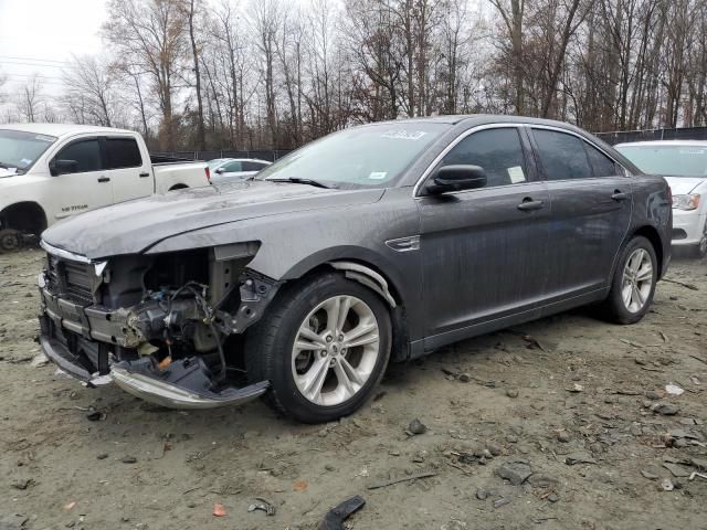 2016 Ford Taurus SE