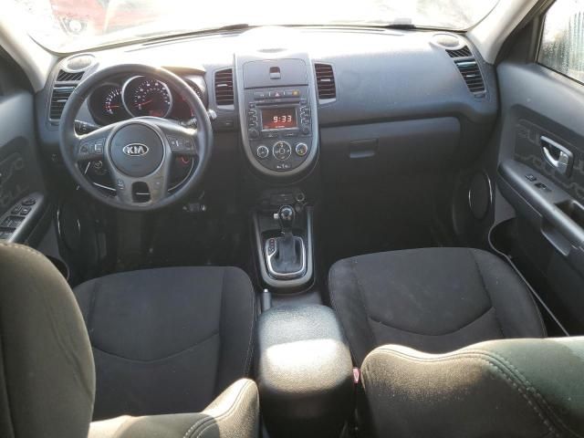 2013 KIA Soul +