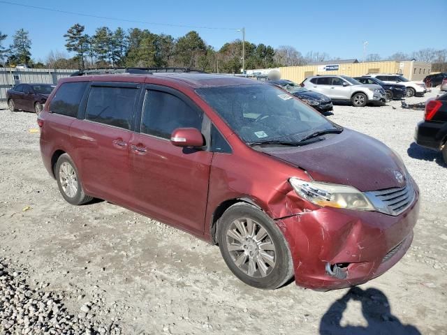 2016 Toyota Sienna XLE